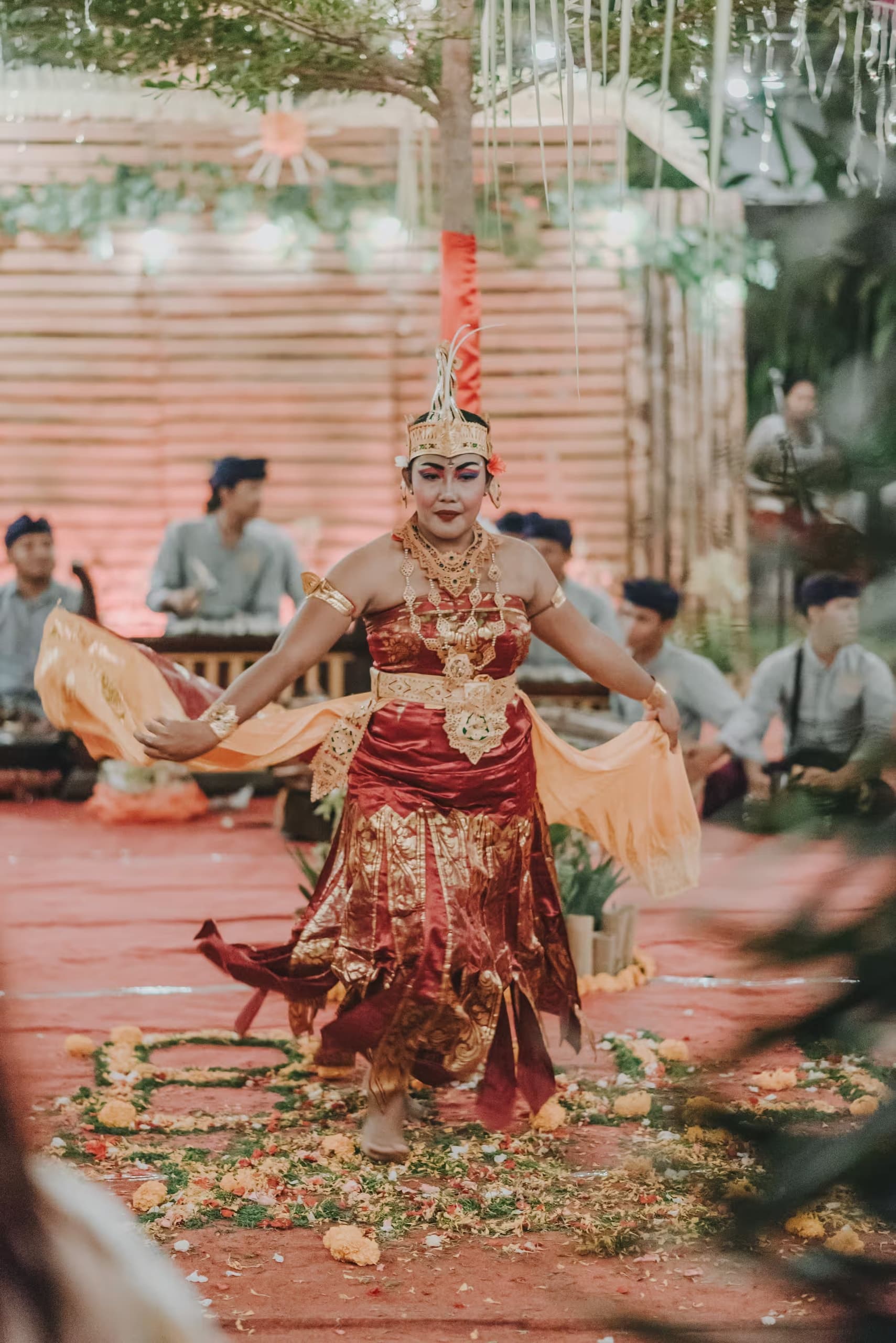 Full moon dinner with traditional Balinese cultural performance at Senja Restaurant
