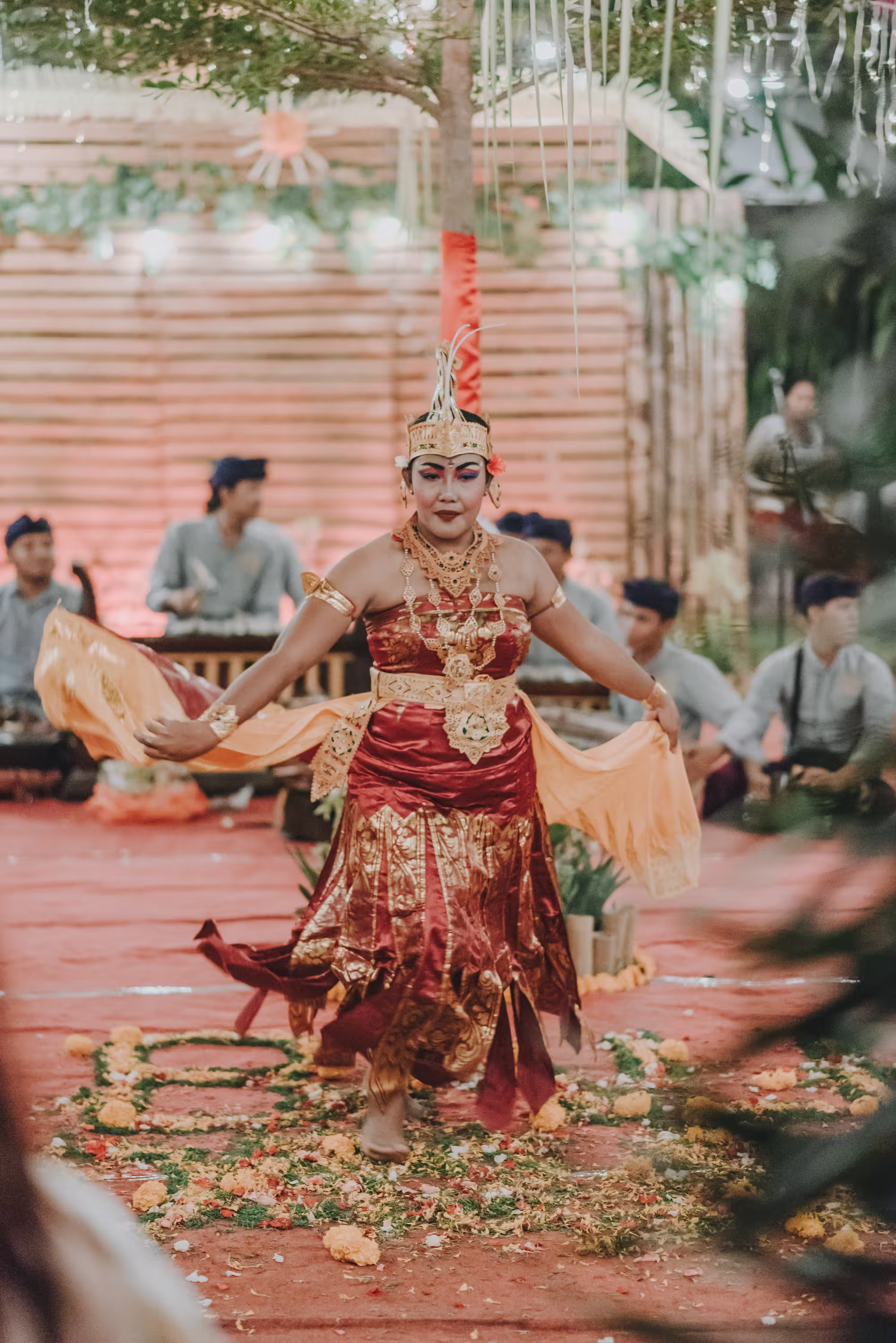 Full moon dinner with traditional Balinese cultural performance at Senja Restaurant
