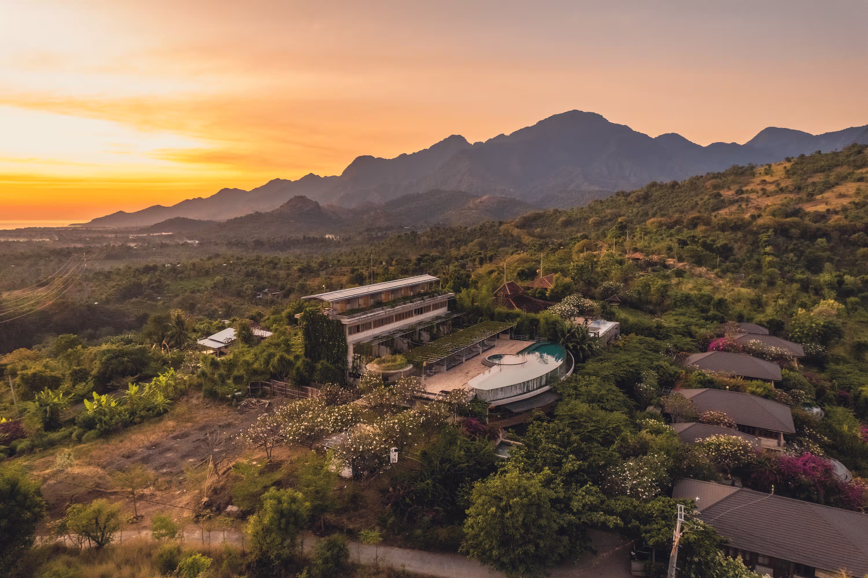 Sumberkima Hill luxury resort