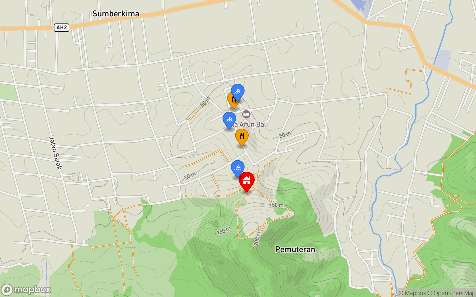 Comfort Cabin 7 location map showing nearby restaurants and pools